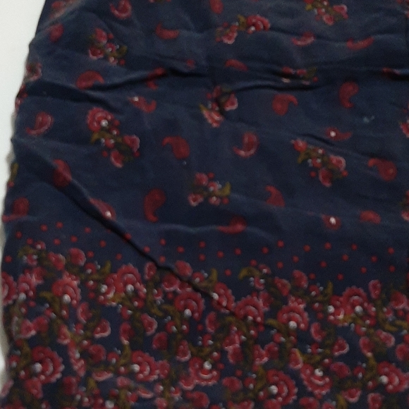 Skirt - Picture 3 of 3